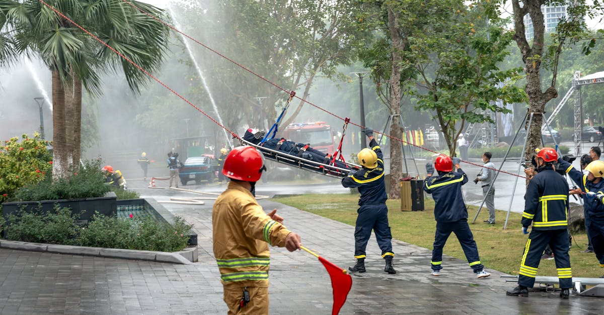 Pompierii din Sibiu participă la un exercițiu național de salvare în caz de cutremur