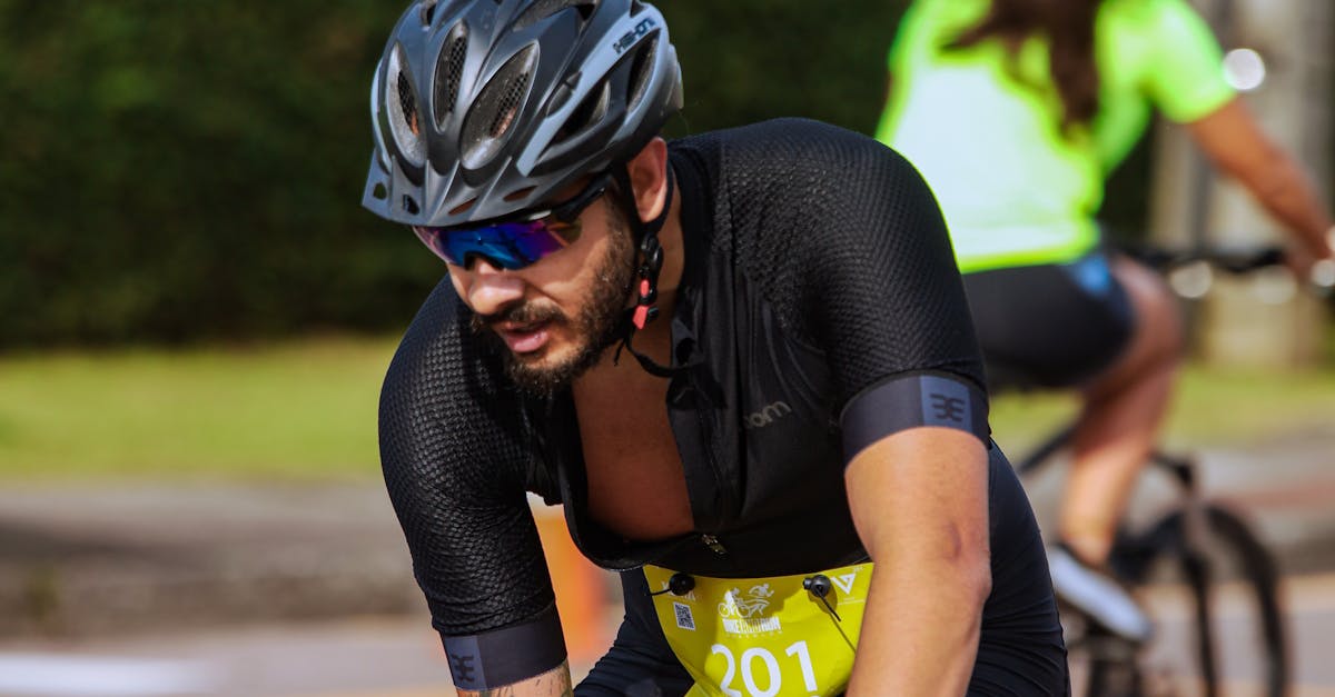 Cursa Sponsorilor: sute de cicliști amatori se aliniază la start în Sibiu