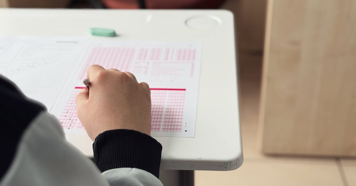Evaluarea Națională se transformă: ce noutăți aduce noul examen pentru elevi
