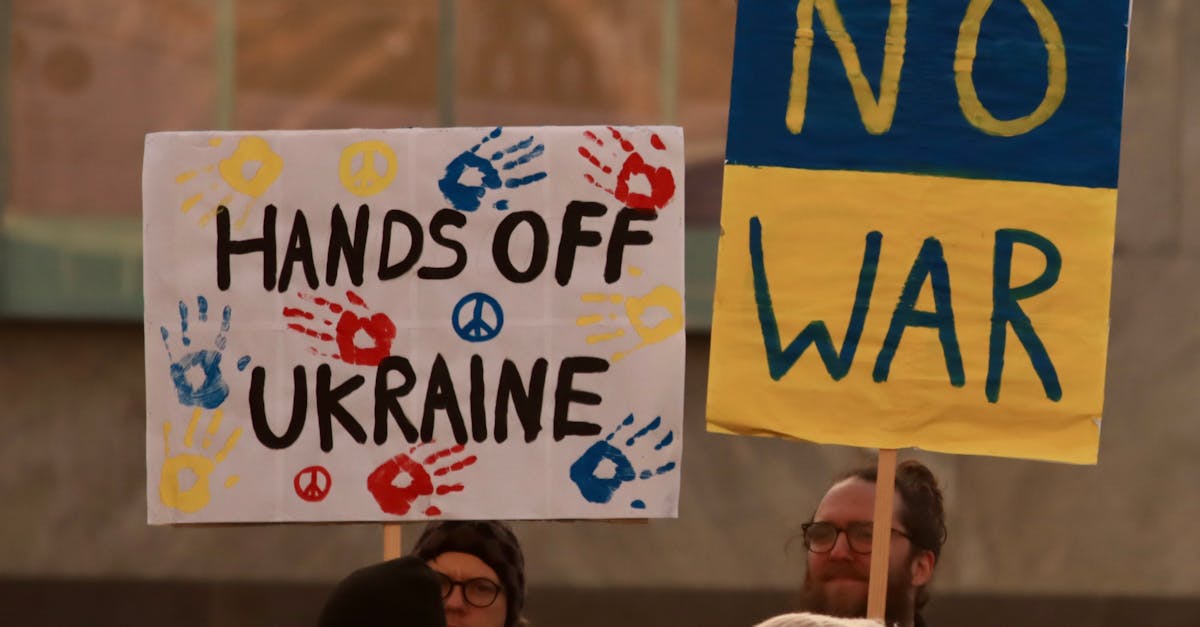 Un fotograf rus condamnat la închisoare pentru trădare după ce a transmis informații unui jurnalist american