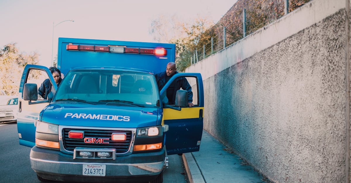 Prima ambulanță nouă ajunge la Serviciul de Ambulanță Sălaj, cu alte șase pe drum