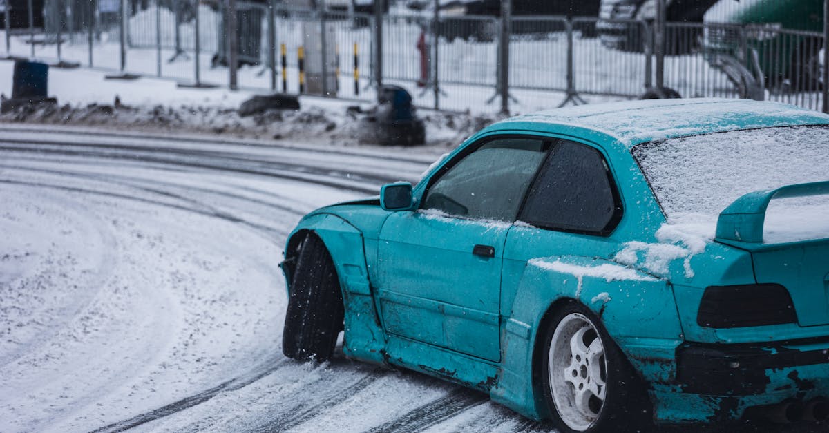 Tânăr prins în flagrant pentru drifturi, lăsat fără permis