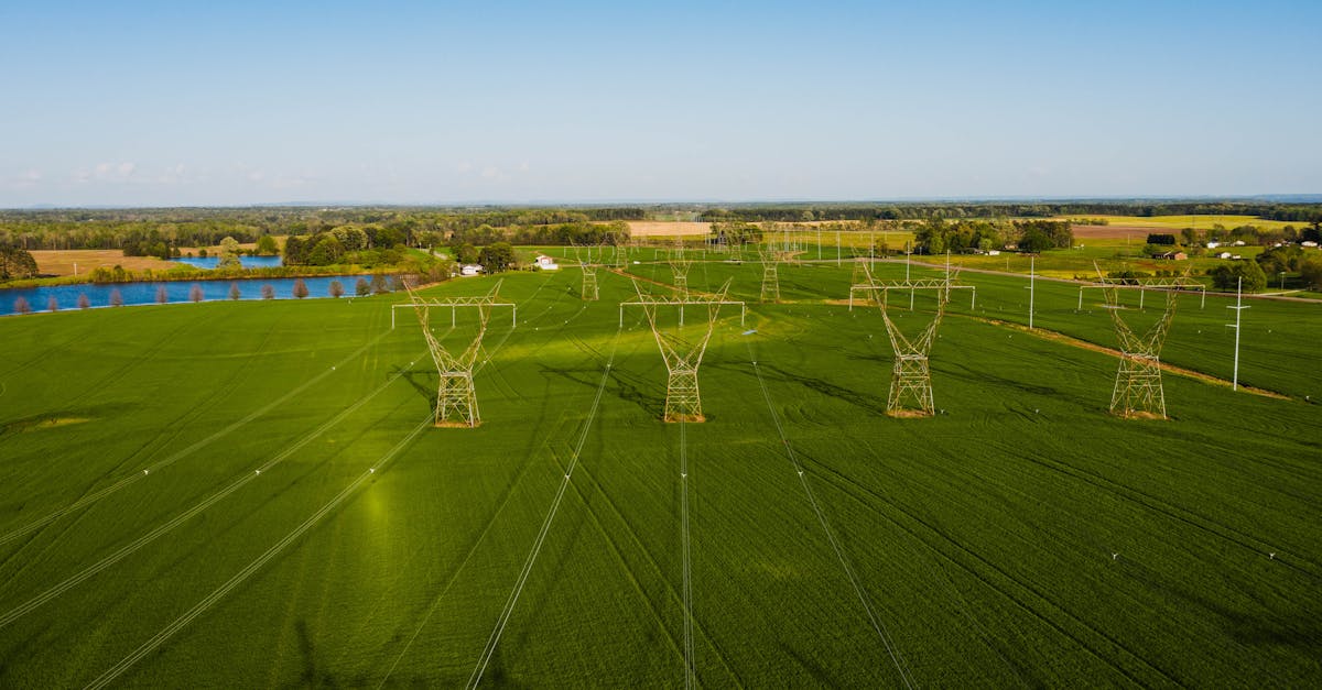Revoluția energiei fără fir: DARPA testează transmisia prin laser în 2025