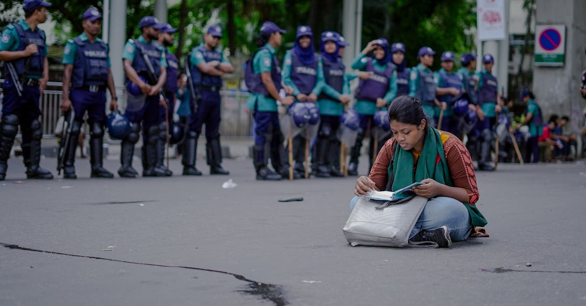Protest masiv în Piața Victoriei: elevii și studenții contestă tăierea burselor