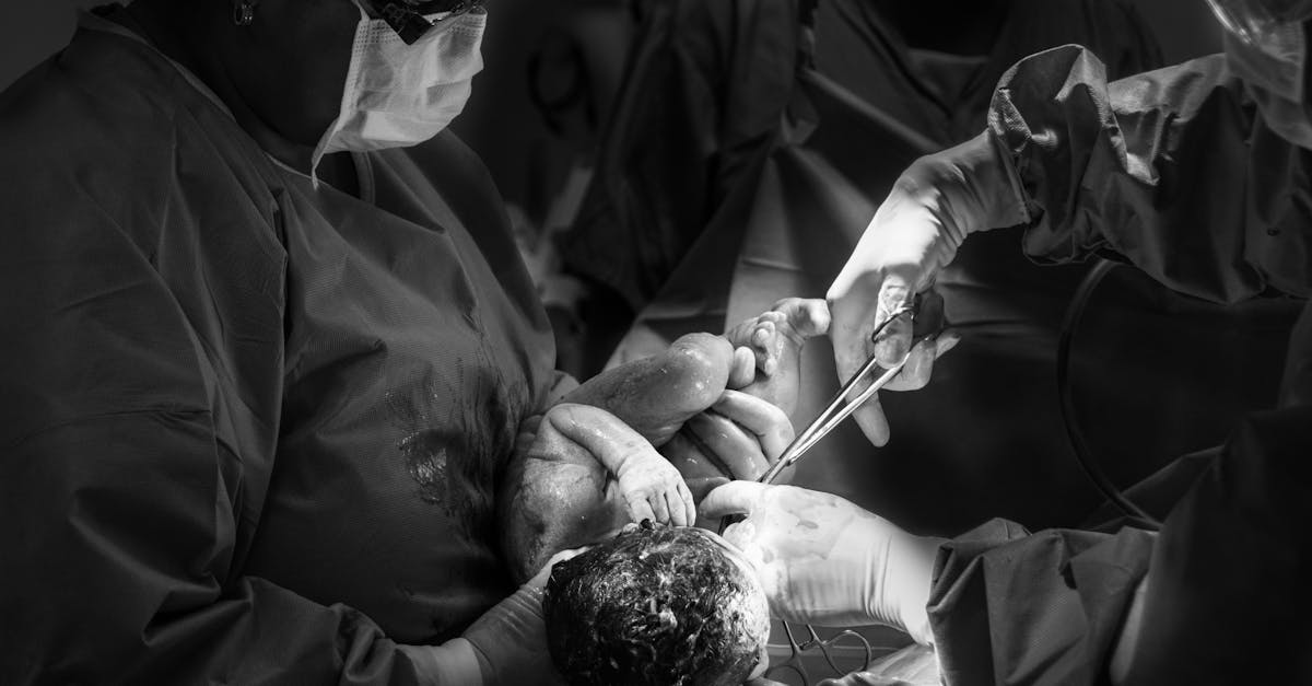 Două nume noi în echipa UPU Suceava: Medici tineri aduc expertiză în radiologie