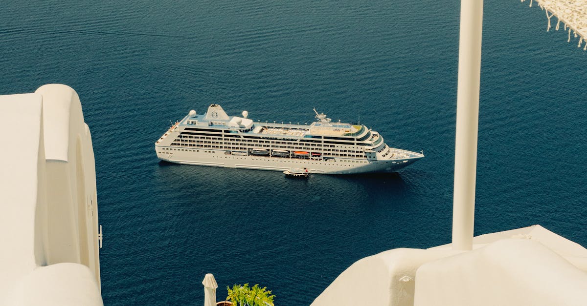 Nouă taxă pentru pasagerii navelor de croazieră în Santorini și Mykonos