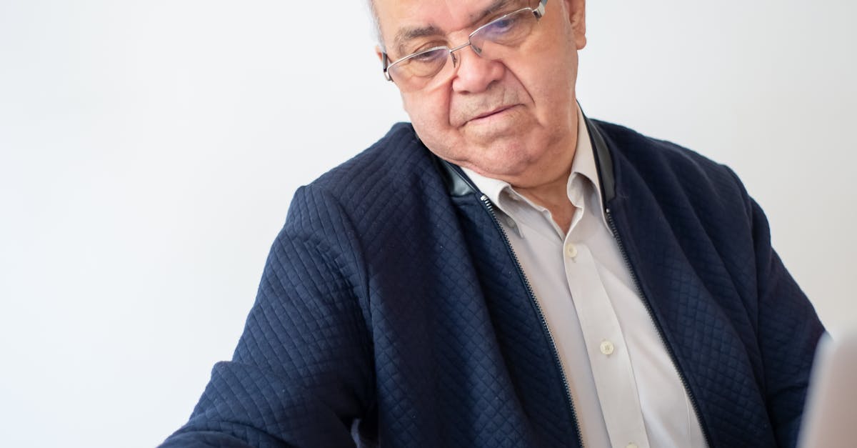 Află cum poți beneficia de pensia anticipată în România