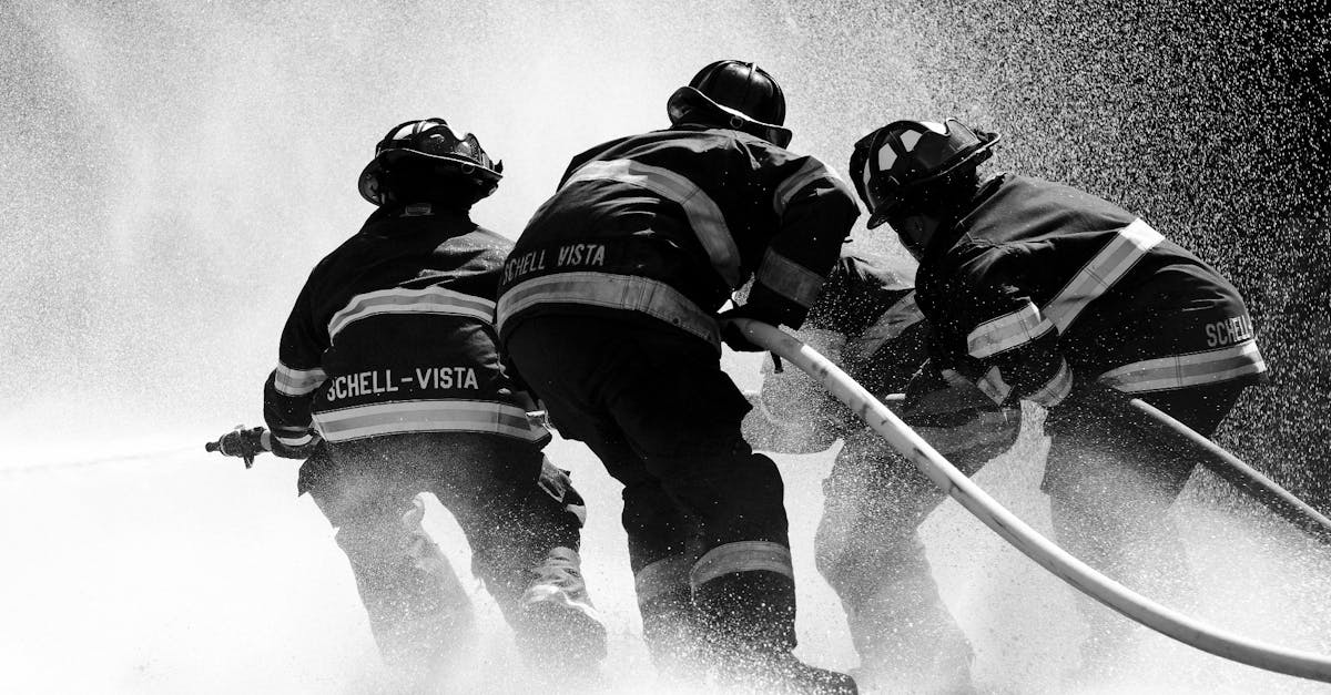 Tragedie în gospodărie: un bărbat decedat în urma unui incendiu devastator