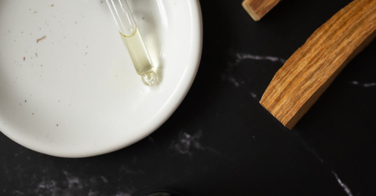 Descoperă crema naturală pentru varice care îți va transforma picioarele