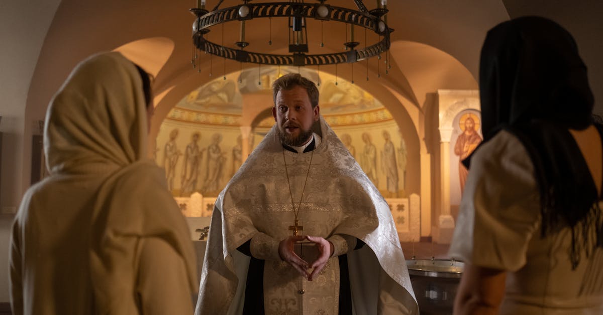 Decizii importante ale Sfântului Sinod: Caterisirea fostului episcop de Huși și noi canonizări