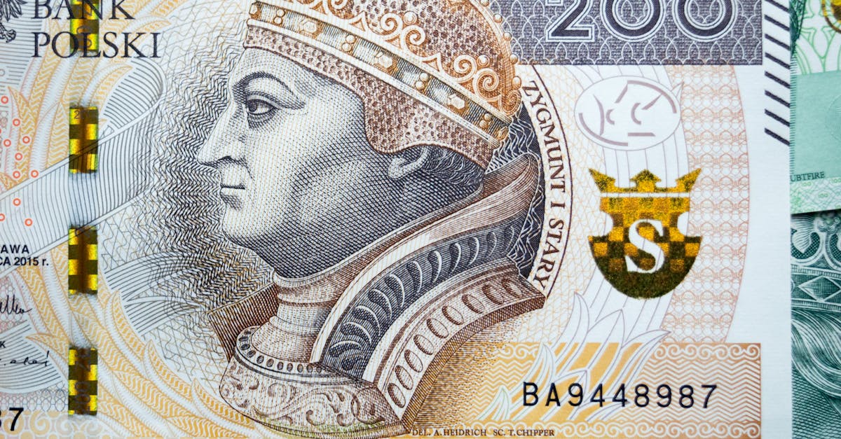 Premierul propune măsuri de austeritate pentru salarii și pensii în 2025