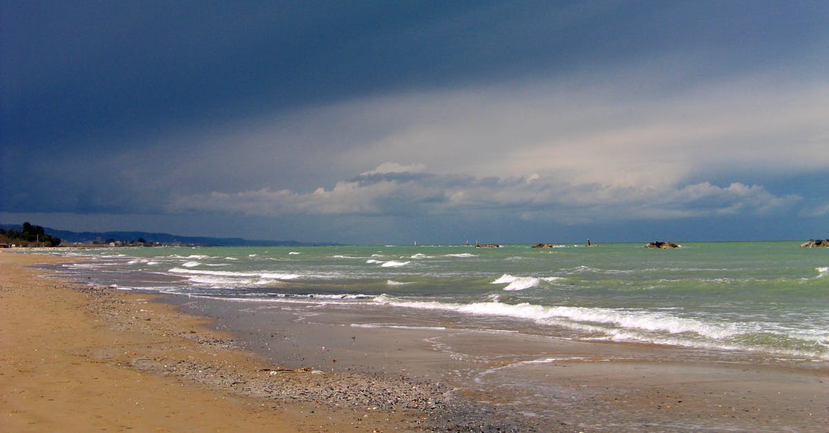 Weekend cu temperaturi ridicate și furtuni în Alba: prognoza meteo 4-6 iulie
