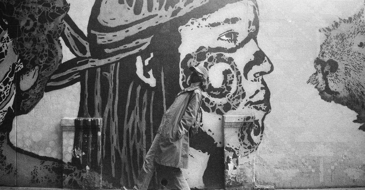 Siret găzduiește prima pictură murală de mari dimensiuni creată de Wojciech Woźniak