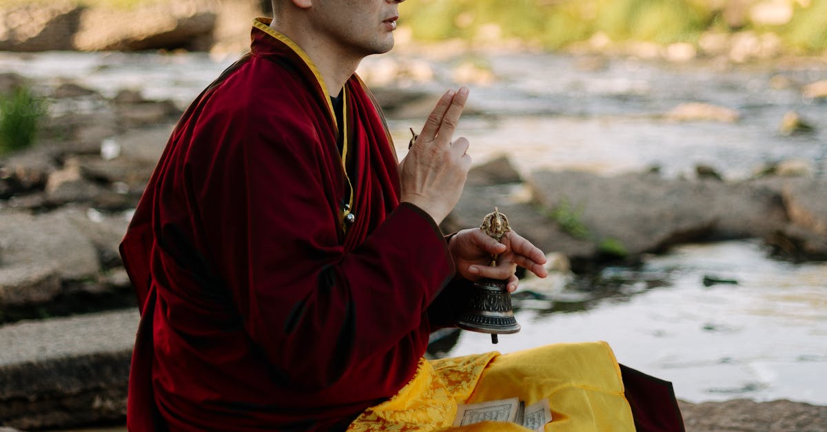Dalai Lama își sărbătorește 90 de ani și își dorește o viață lungă în slujba păcii