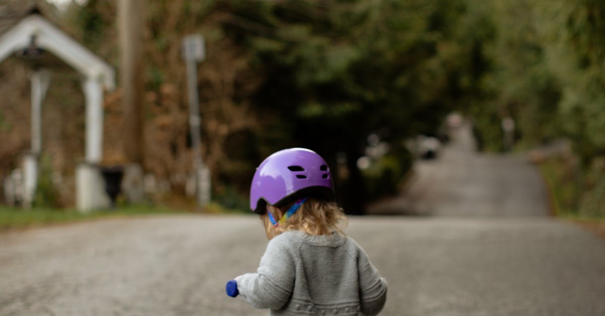 Accident grav în Piatra-Neamț: un copil de 8 ani lovit de mașină în timp ce mergea pe bicicletă