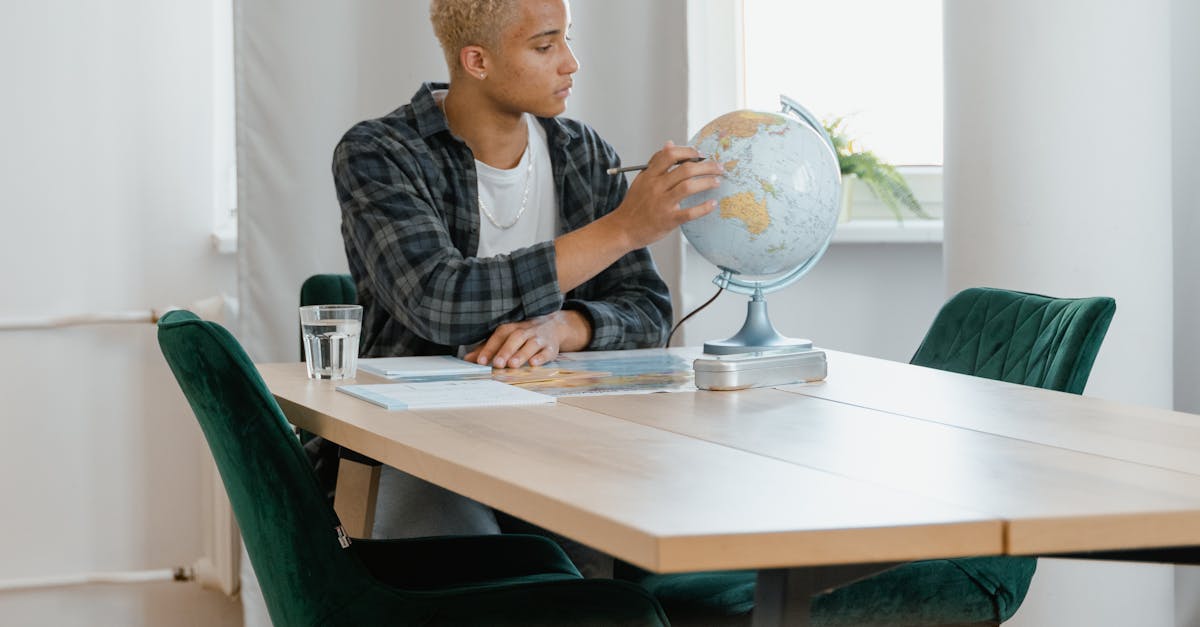 Jayson din Panama a ales România pentru studii universitare: oportunități și provocări