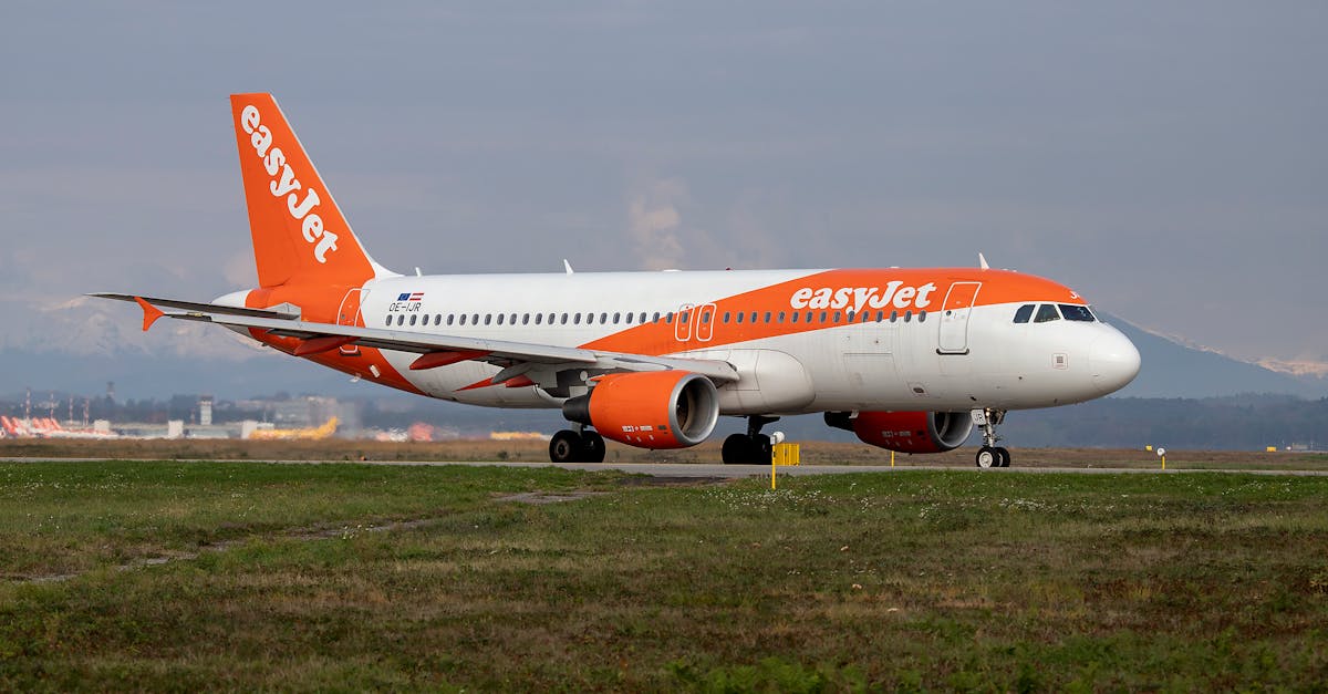 Angajații aeroporturilor primesc bonusuri pentru bagaje supradimensionate confiscate