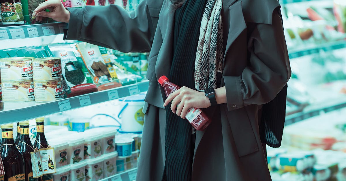 Schwarz vrea să preia magazinele La Cocoș: ce trebuie să știi