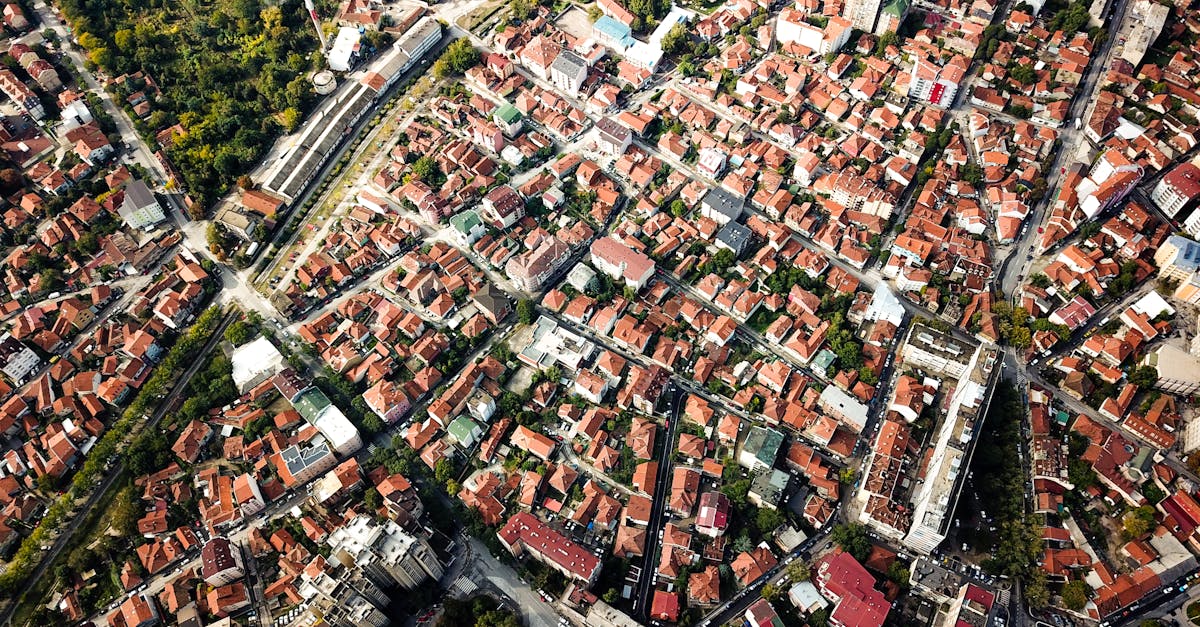 Demolări de garaje în Suceava: noi acțiuni pe străzile Ștefan Tomșa, Venus și Lalelelor