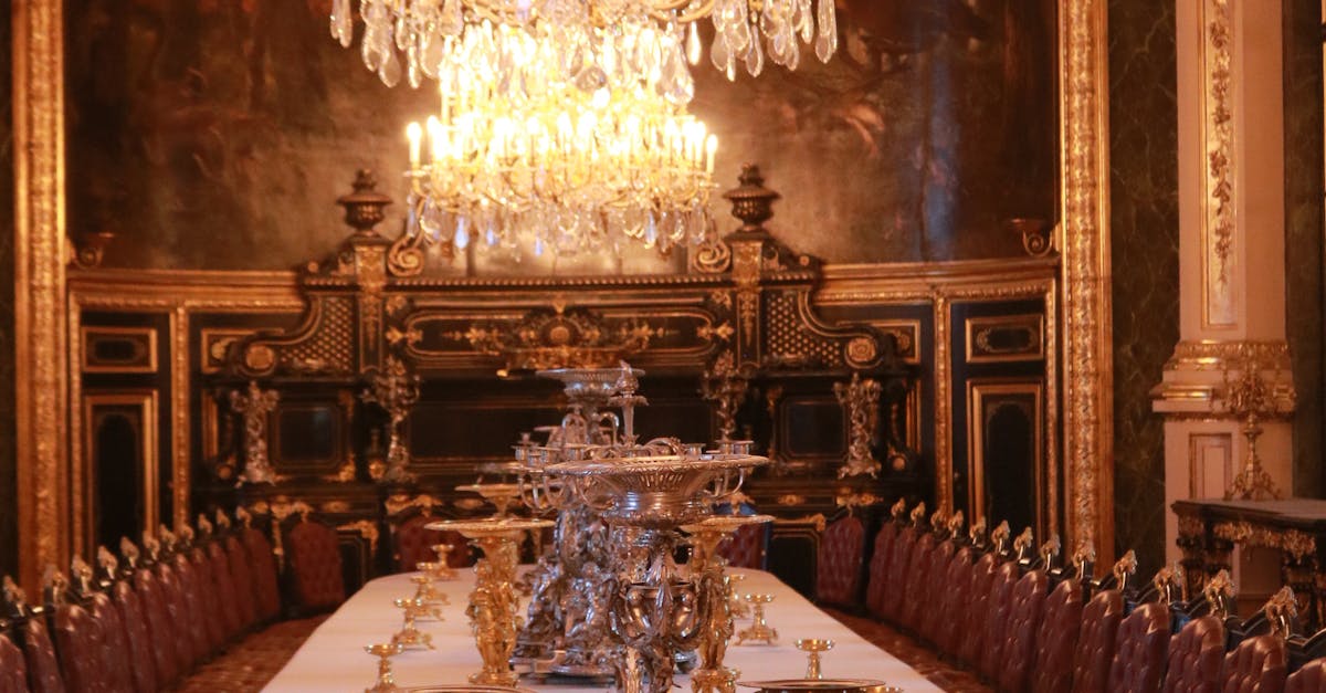 Întâlnirea istorică dintre Macron și Regele Charles la Windsor