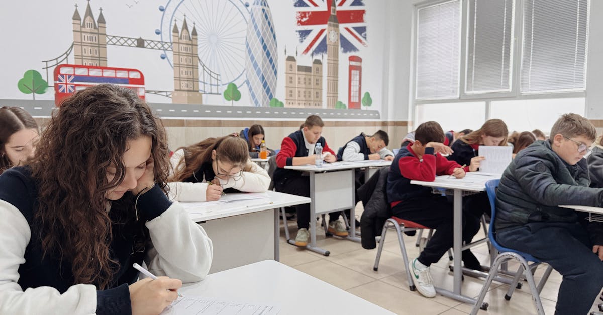 Sindicaliștii din educație contestă măsurile guvernamentale: Impact devastator asupra învățământului