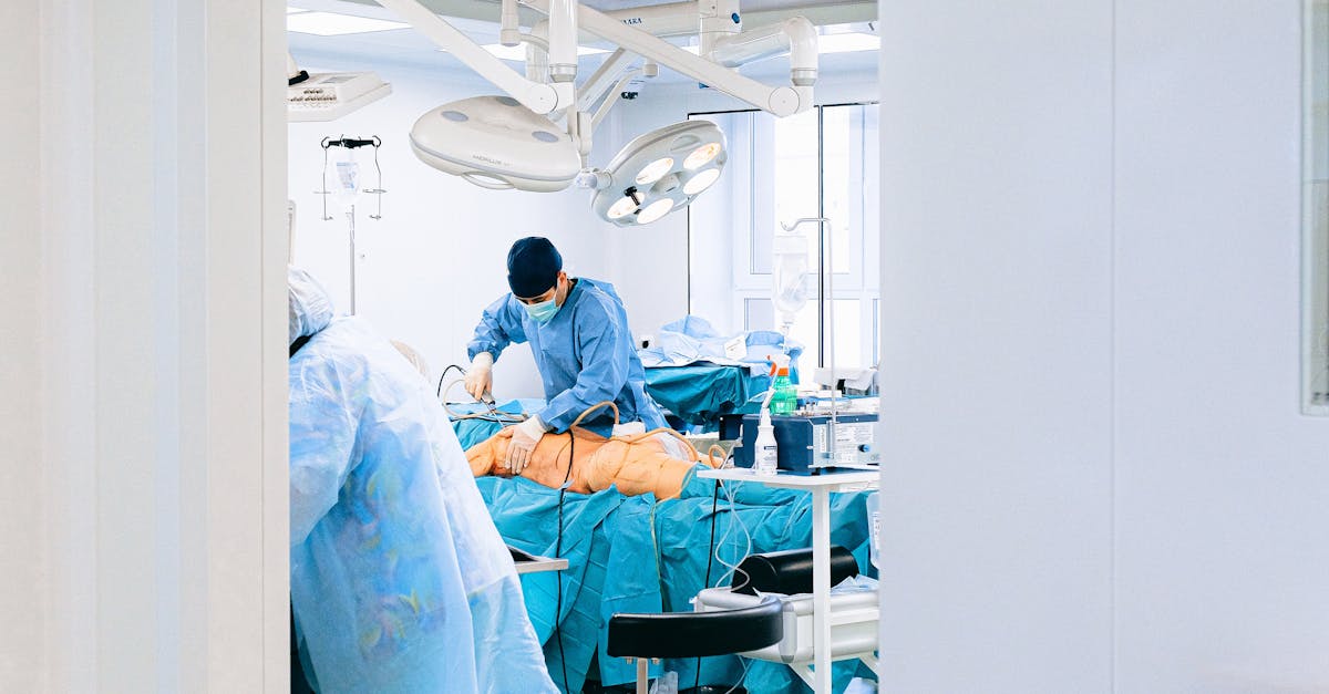 Ministrul sănătății inspectează lucrările la spitalele din Târgu Mureș