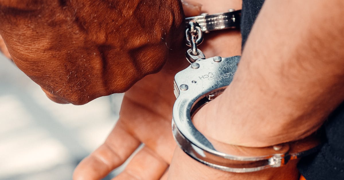 Craiovean reținut după acuzații de ultraj împotriva polițiștilor