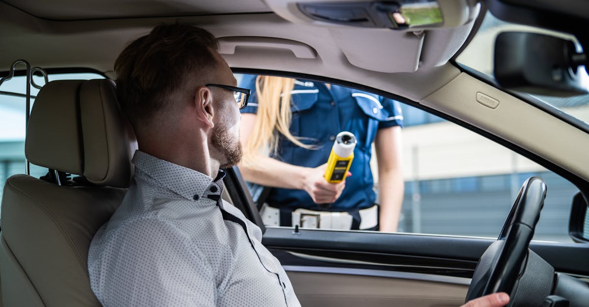 Bărbat condamnat pentru conducere sub influență și fără permis, după ce soția l-a denunțat
