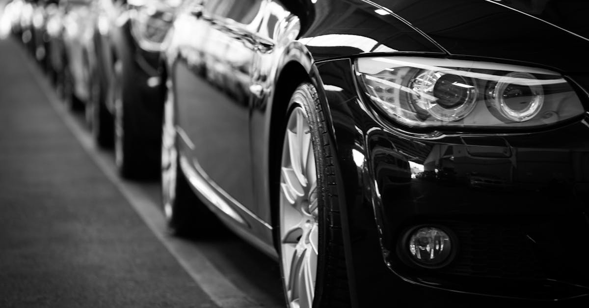 Escrocherie cu mașini de lux: sucevenii păcăliți cu taxe de rezervare