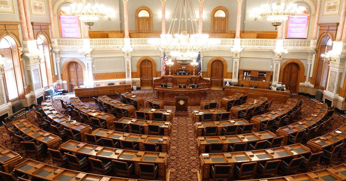 Nicuşor Dan propune o reformă a salarizării în România