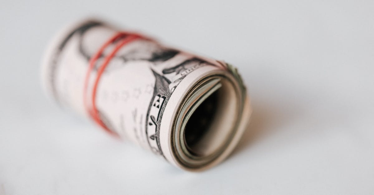 Cum se compară criza economică actuală cu cea din 2008: perspectivele unui economist
