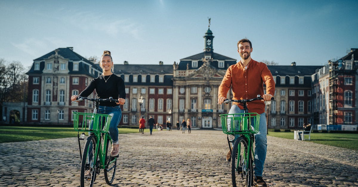Descoperă istoria cu veloturul "Stories on Wheels" din Timișoara