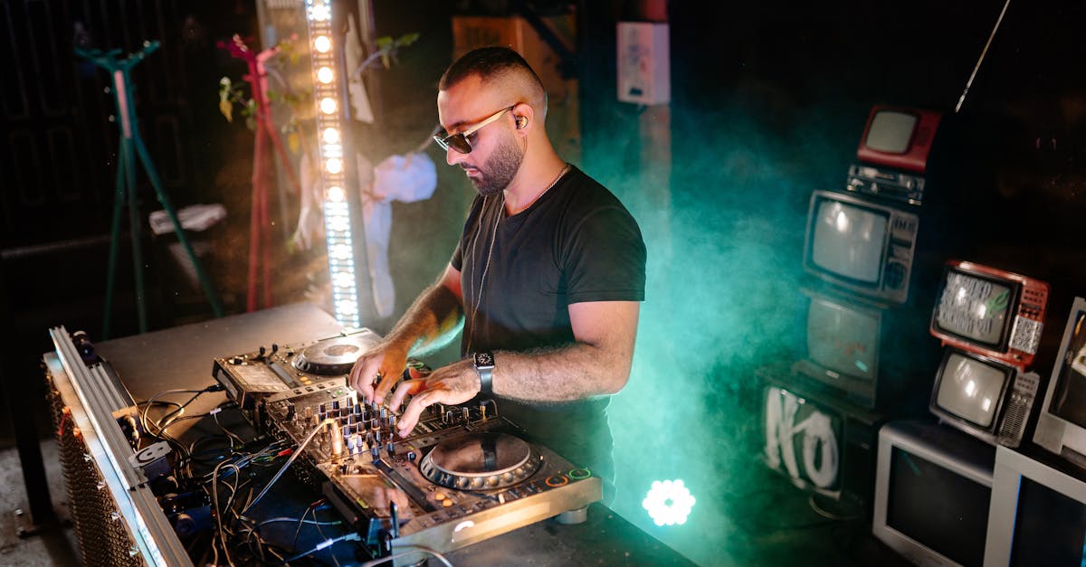 Festivalul Rave the Planet din Berlin se încheie cu incidente grave