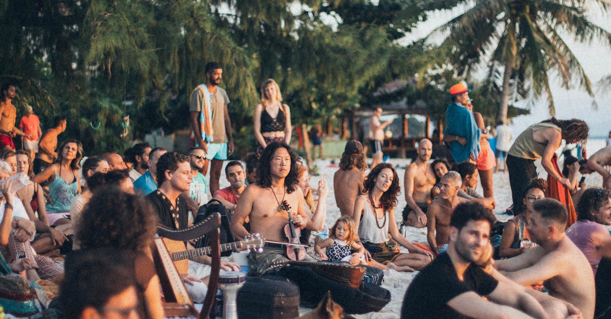 Plin de evenimente și controverse: Beach Please atrage 155.000 de participanți în cinci zile