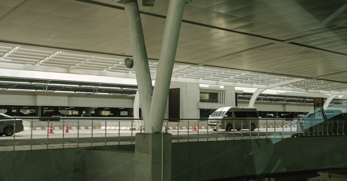 Lucrări importante la Aeroportul Otopeni în plin sezon estival