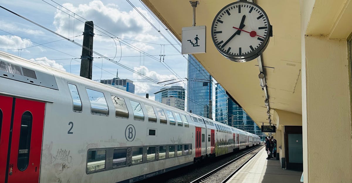 Schimbări în programul trenurilor pe ruta Arad - Curtici