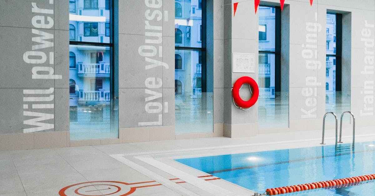 Descoperă piscinele sigure pentru scăldat în Galați!