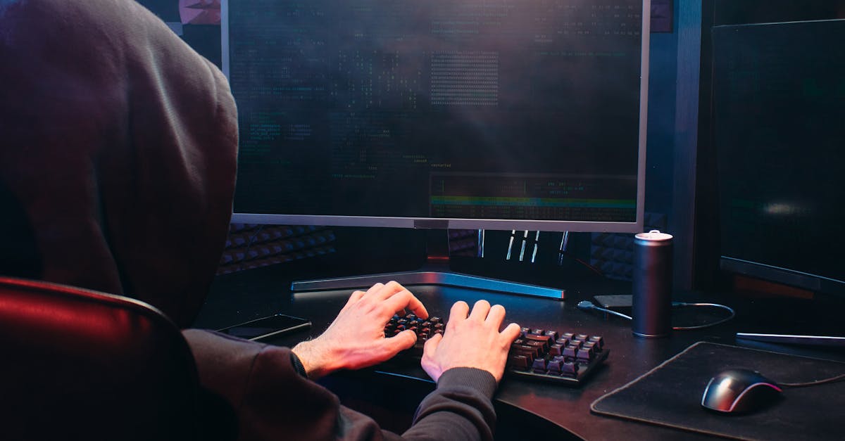 Operațiune internațională împotriva hackerilor pro-ruși: mii de voluntari recrutați pentru atacuri cibernetice