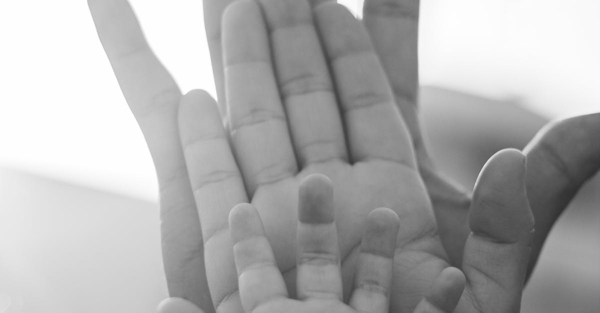 Impactul migrației părinților asupra copiilor: O campanie care aduce speranță