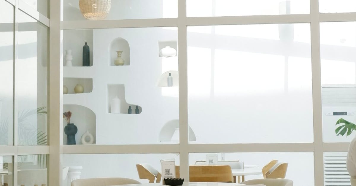 Transformă un living îngust în spațiu de vis cu aceste trucuri de design
