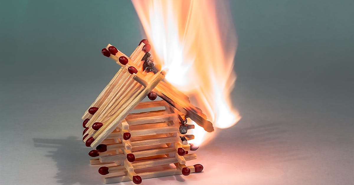 Sesiune de informare ISU Cluj pentru arhitecți și ingineri: tot ce trebuie să știi despre noul normativ de securitate la incendiu