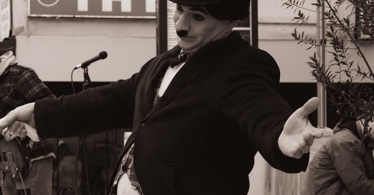 Michael J. Chaplin, fiul legendarului Charlie Chaplin, va onora Brașovul cu prezența sa