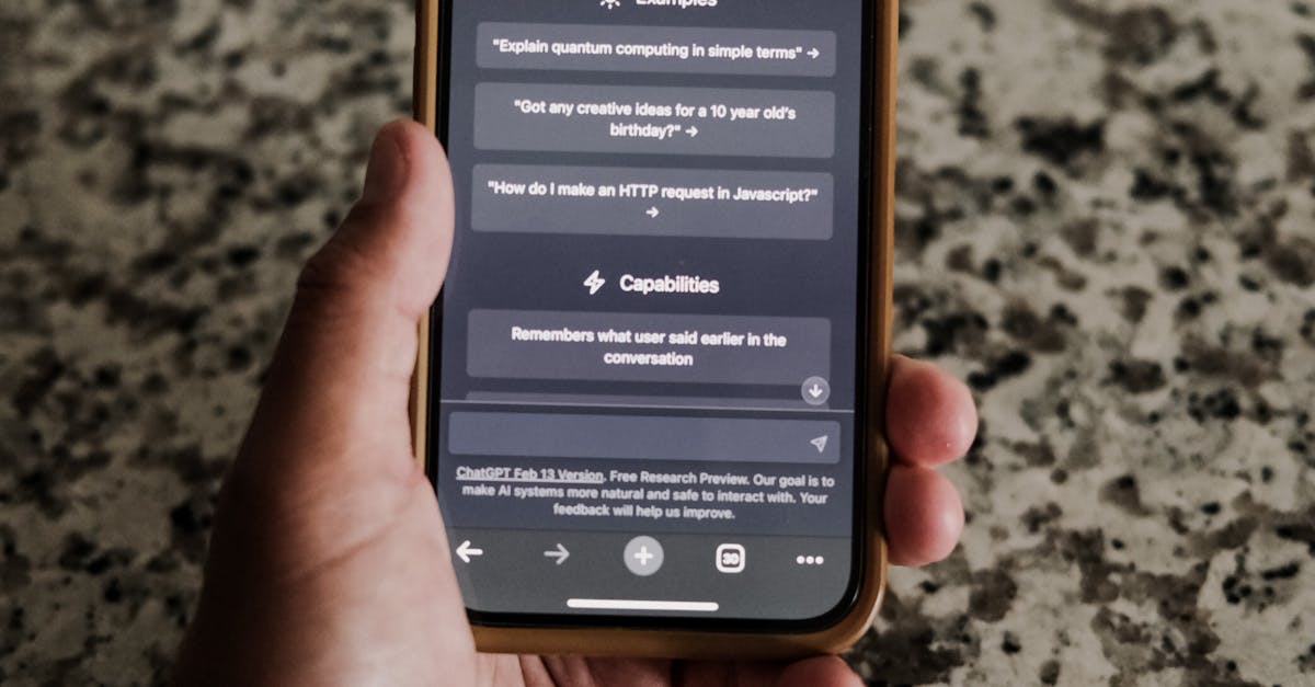 WhatsApp dezvoltă o nouă funcție AI pentru rezumarea conversațiilor multiple