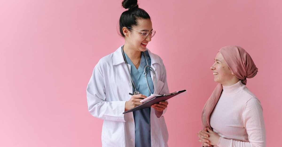 Hormonoterapia: un aliat crucial în tratamentul cancerului