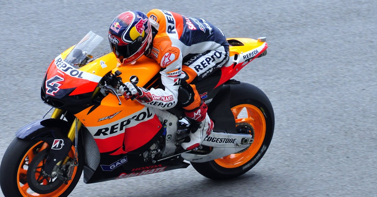 Sibiu găzduiește motocicliști din întreaga lume la Red Bull Romaniacs