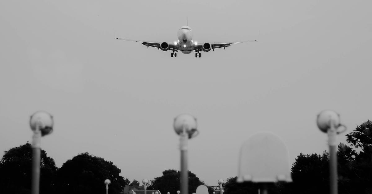 Pilotul unei aeronave civile evită o coliziune cu un bombardier B-52