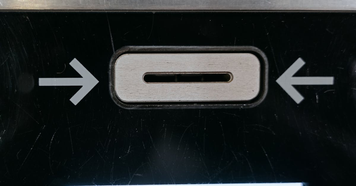 Cresc indemnizațiile conducerii la Informatica Feroviară, în ciuda risipirii banilor publici