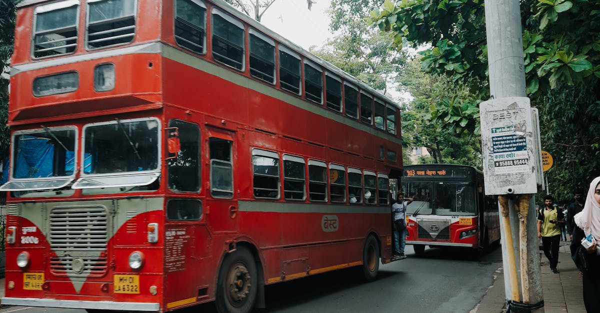 Autobuzul etajat suspendat temporar pe ruta Poiana Brașov din cauza unei defecțiuni