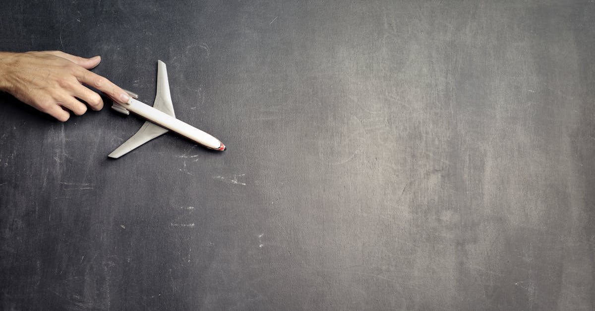 Tragedie în Dhaka: prăbușirea unui avion de antrenament provoacă proteste masive