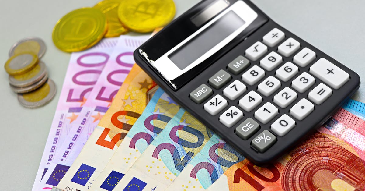 Numărul românilor care utilizează aplicația de fonduri de pensii a crescut semnificativ